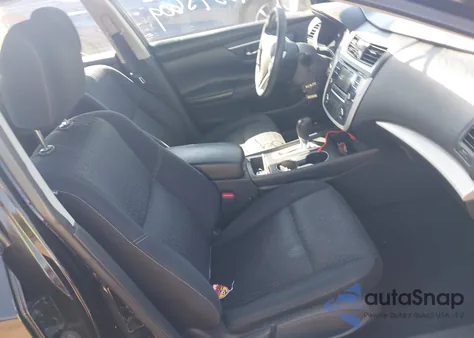 2016 Nissan Altima 2.5/2.5 S/2.5 Sl/2.5 Sr/2.5 Sv from USA, damaged, VIN 1N4AL3AP5GN369240